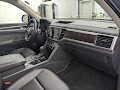 2023 Volkswagen Atlas 2.0T SE w/Technology