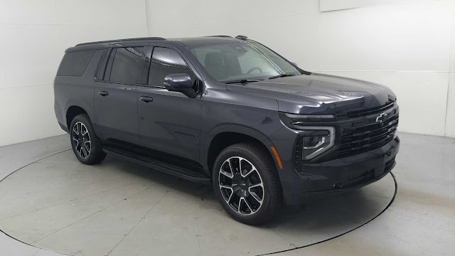 2025 Chevrolet Suburban RST