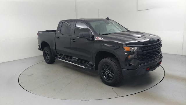 2025 Chevrolet Silverado 1500 Custom Trail Boss