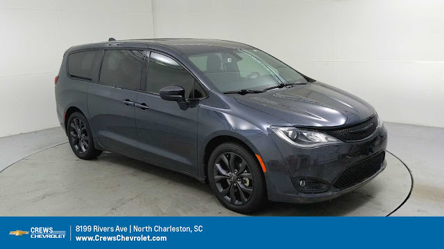 2020 Chrysler Pacifica Touring