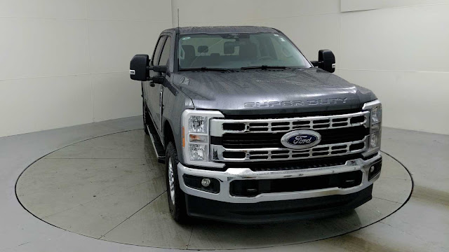 2025 Ford Super Duty F-250 SRW XLT