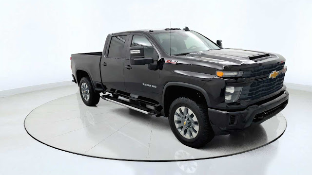 2026 Chevrolet Silverado 2500HD Custom